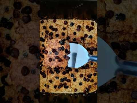 Air Fryer Banana Blueberry Oat Bake