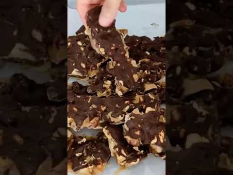 Peanut Chocolate Date Bars