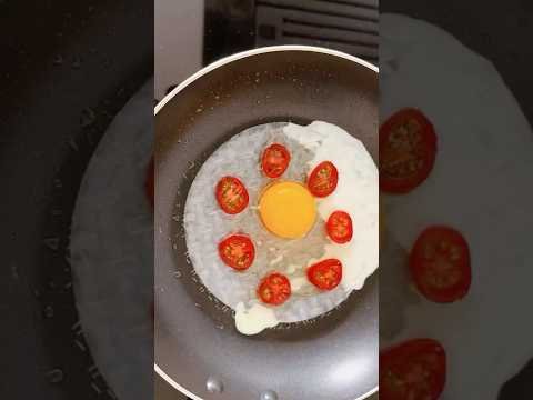 The VIRAL Crispy Rice Paper Omelet | 5-Minute Breakfast