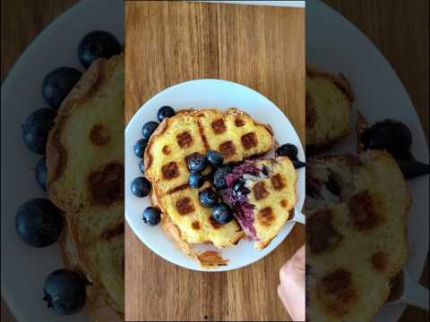5-Min Blueberry Banana Waffle