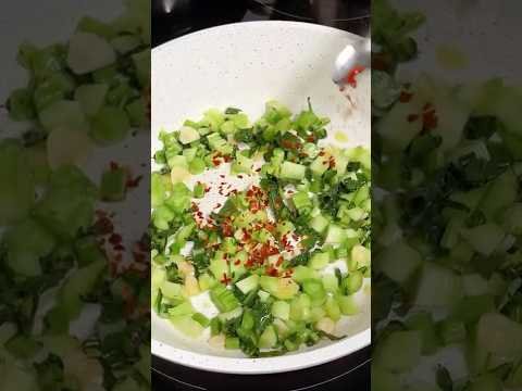 Easiest Way Of Cooking Broccoli | Zero Waste Garlic Stir Fry