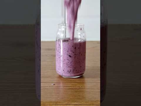 Blueberry Chia Smoothie