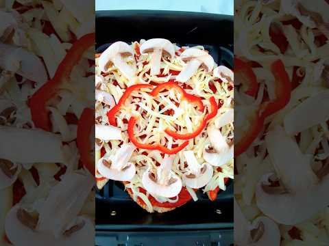 10-Minute Air Fryer Bread Pizza