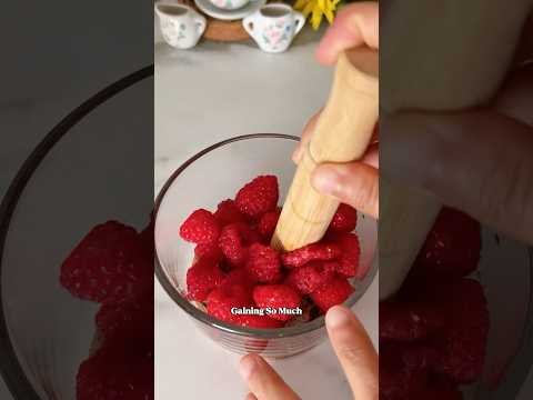 Raspberry Chia Pudding
