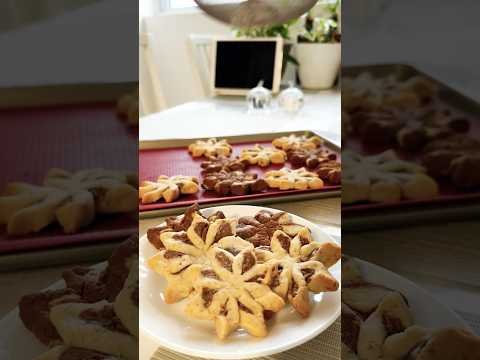Low Sugar Eggless Flower Cookies| Easy Two-Tone Floral Shortbread