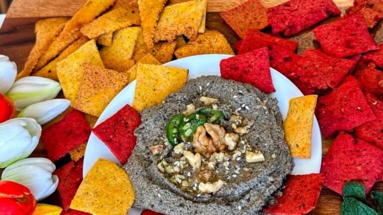 Two-Color Red Lentil Crackers with Butternut Squash & Beet